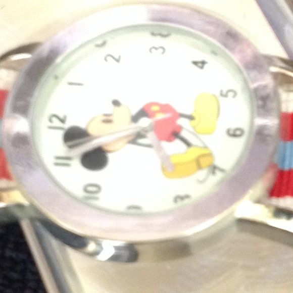 Vintage Disney Mickey Mouse Watch with Interchangable Watch Bands - Picture 2 of 8